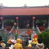Trước đền thờ Nguyễn Trãi, xuân Nhâm Thìn (Ảnh: Nguyễn Anh/ Vietnam+)